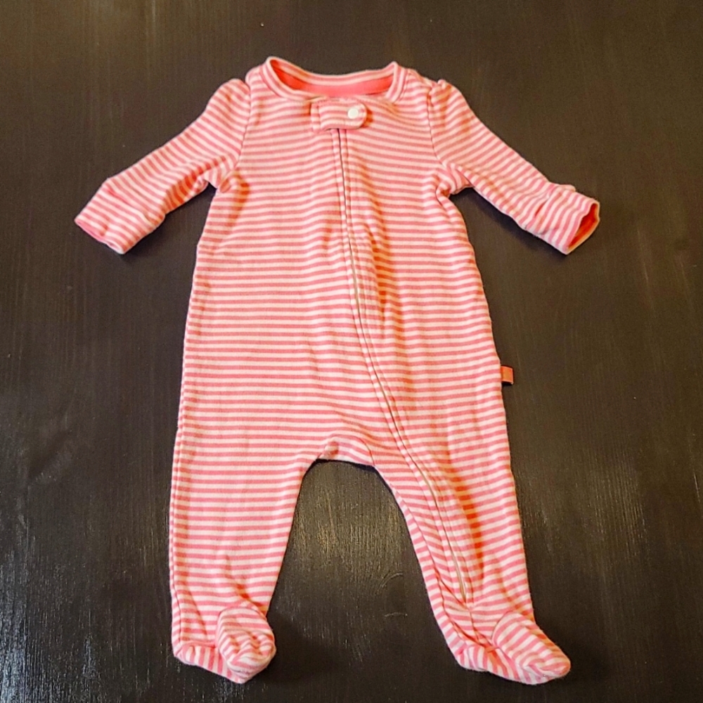 Baby Gap onesie, pink and white stripes, footsie pajama, Size 0-3 months